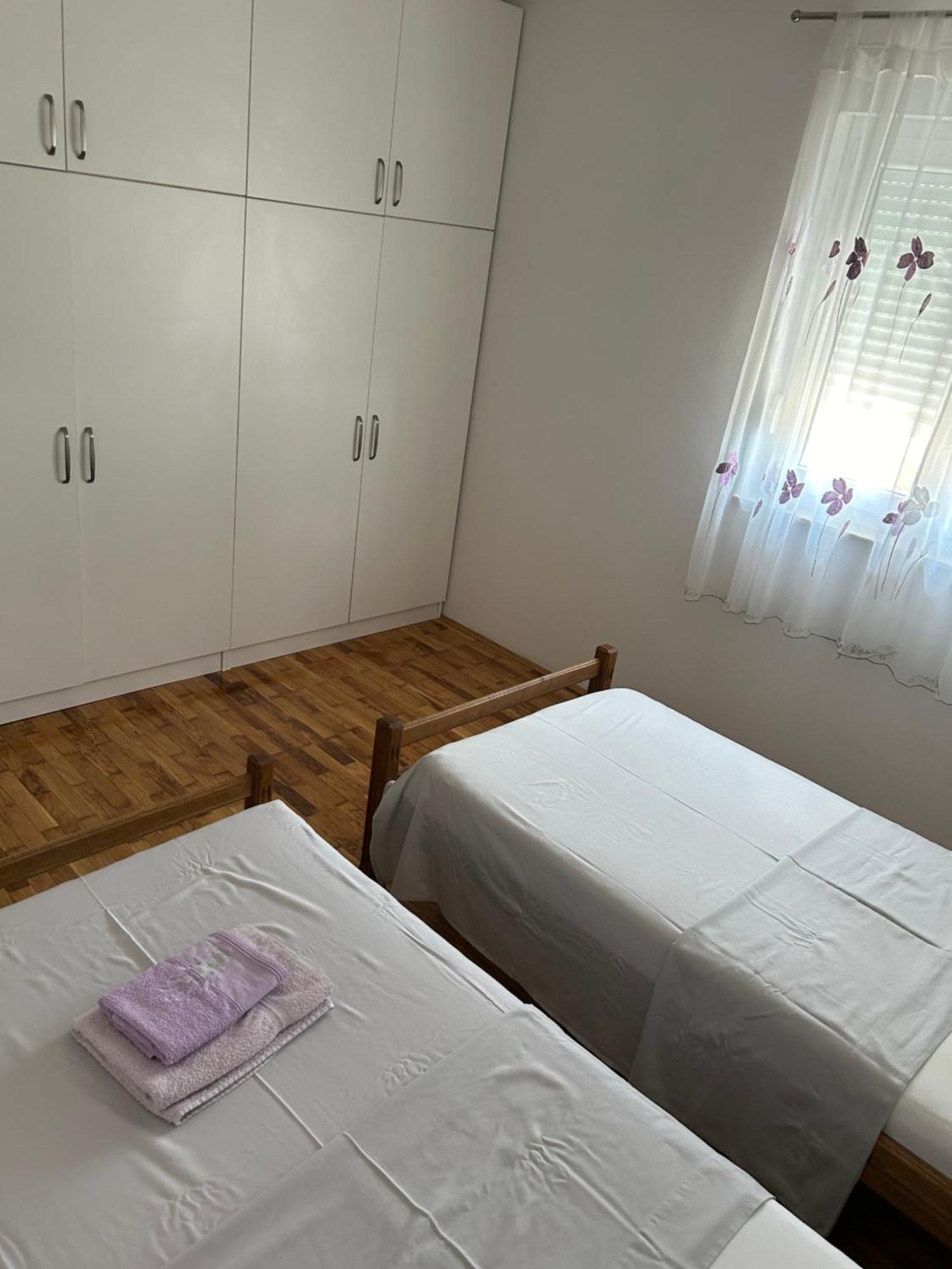 Danisacroatia Apartment Maslenica Exterior photo